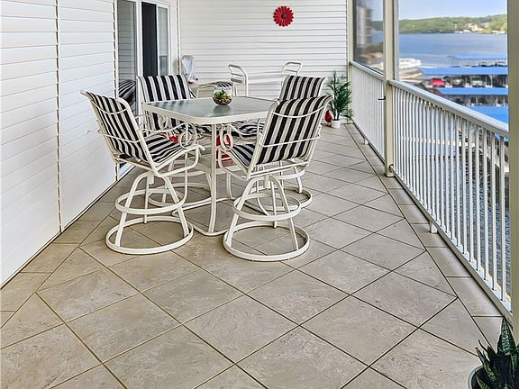 5th image of 5450 Christopher Ln #326