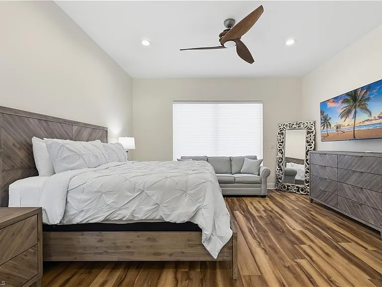 9235 Troon Lakes Dr — Photo 19