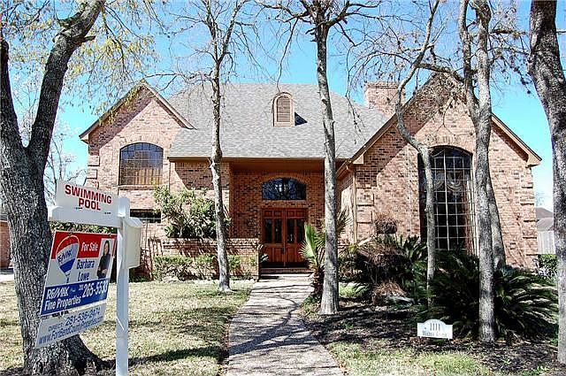 1st image of 1111 Walden Cir