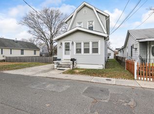 21 Locust St, Keansburg, NJ 07734
