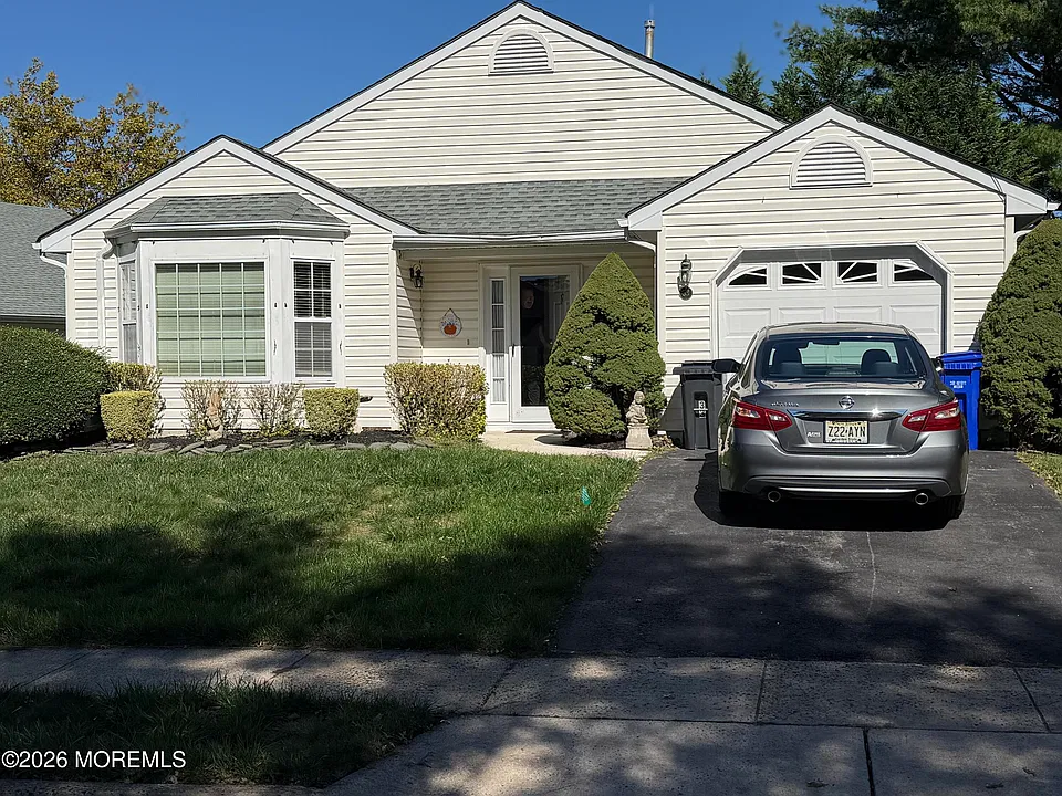 33 Woodchuck Ln