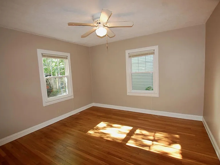 3559 Gridley Rd #A — Photo 8