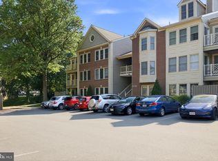 3804 Ridge Knoll Ct Unit 310A, Fairfax, VA 22033