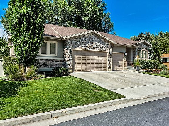 3rd image of 6472 S Sadie Ln