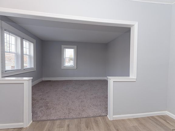5th image of 46 Briar Ave