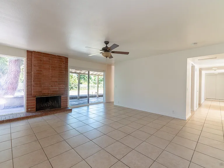 7325 Layton St — Photo 9