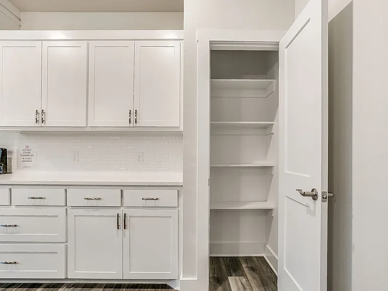 3145 Forest Park Blvd — Photo 36