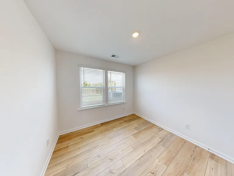 Quinn Residences at Covington Town Center — Photo 53