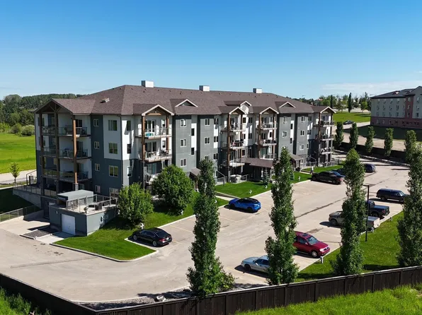 5201 Brougham Dr #204, Drayton Valley, AB T7A 0C8