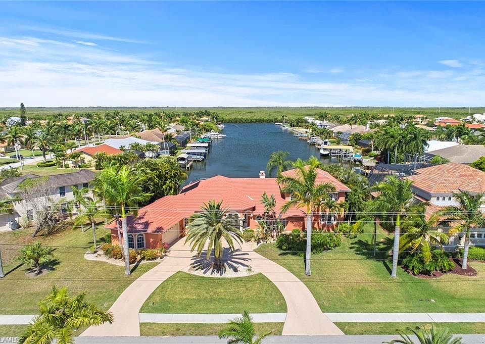 1st image of 4924 Sands Blvd
