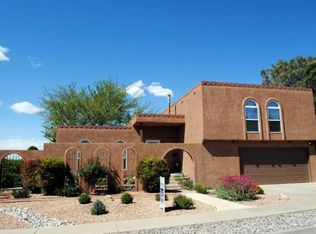 8325 Cherry Hills Rd NE, Albuquerque, NM 87111