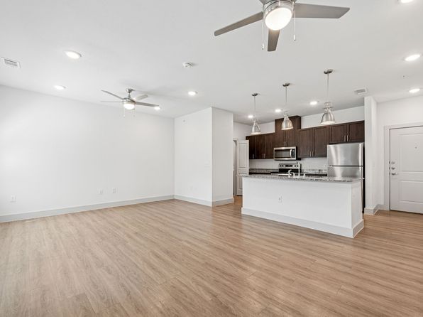 4200 S Washington St #425