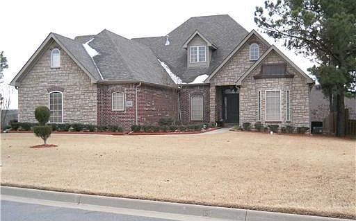 2nd image of 714 Ledanna Dr
