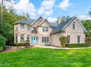 3314 Burr Oak Ln, Island lake, IL 60042