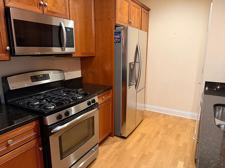 248 Albion St #312 — Photo 14