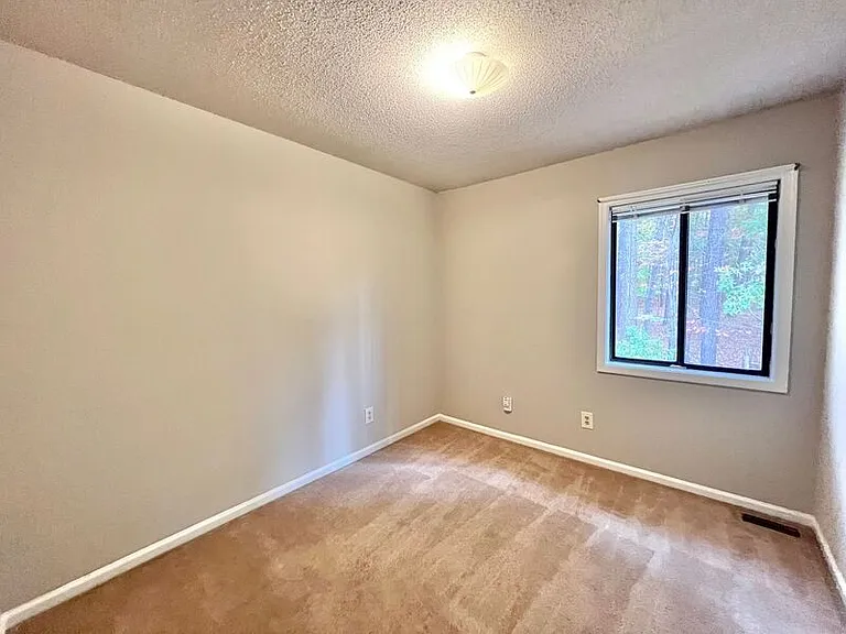 6011 Dixon Dr — Photo 19