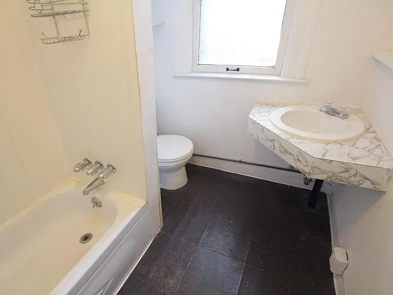 228 Union St #9 — Photo 9