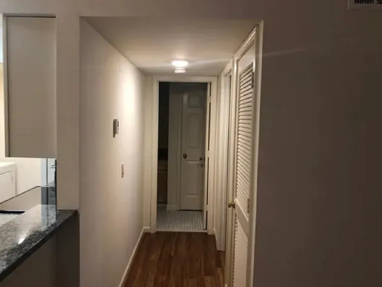 2905 Burch Ave #7 — Photo 30
