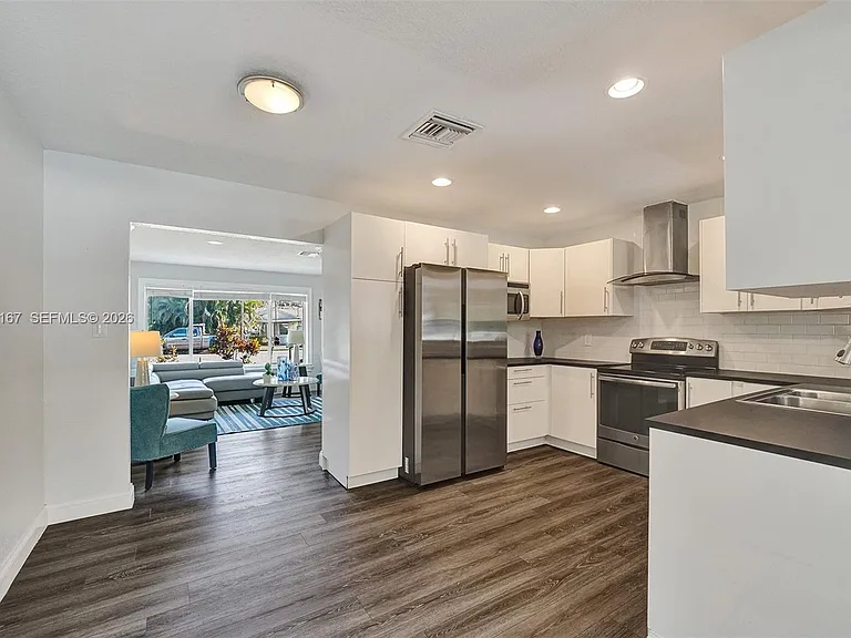 3730 SW 47th Ct — Photo 27