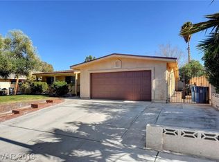 8213 Charles Turk Dr, Las Vegas, NV 89145