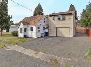 848 S Cherry St, Cornelius, OR 97113