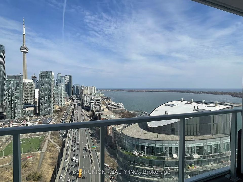 1st image of 17 Bathurst St #3910