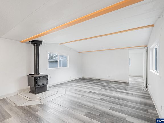 3rd image of 13632 Tilia Ct NE