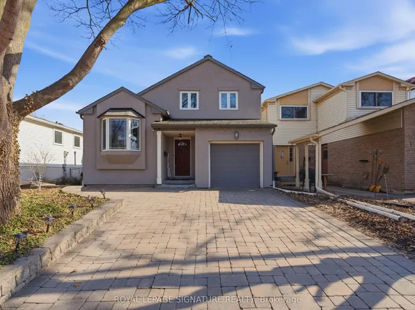 127 Snowshoe Cres, Markham, ON L3T 4N1