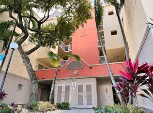 8255 Lake Dr APT 506, Doral, FL 33166