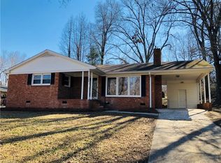 1108 Ruayne Rd, Greensboro, NC 27406