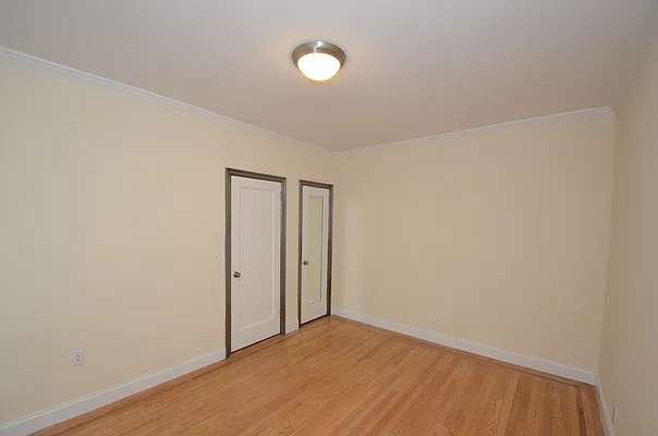 Rented by Buchbinder & Warren | media 7