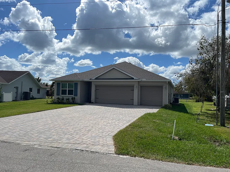 455 Londrina Dr — Photo 31
