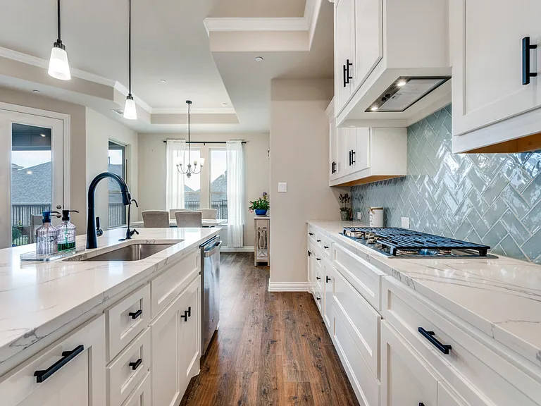 4300 Carrera Dr — Photo 21