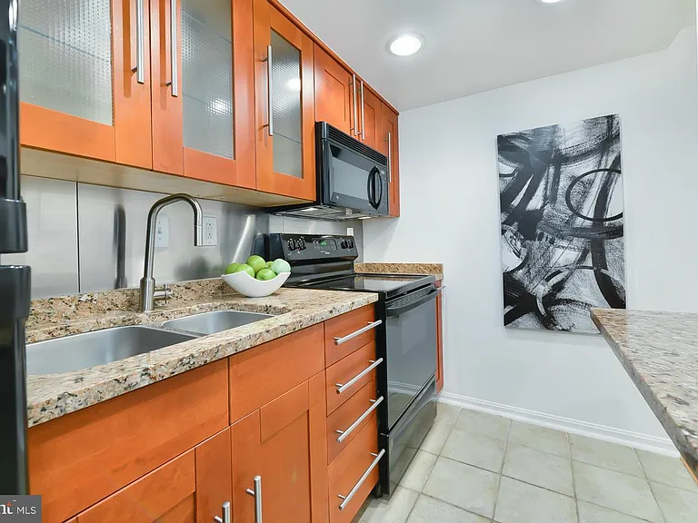 1843 Mintwood Pl NW #102 — Photo 10