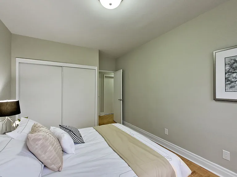 42 Glen Elm Ave #206 — Photo 42
