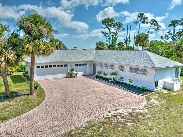 17506 Cape Horn Blvd, Punta Gorda, FL 33955