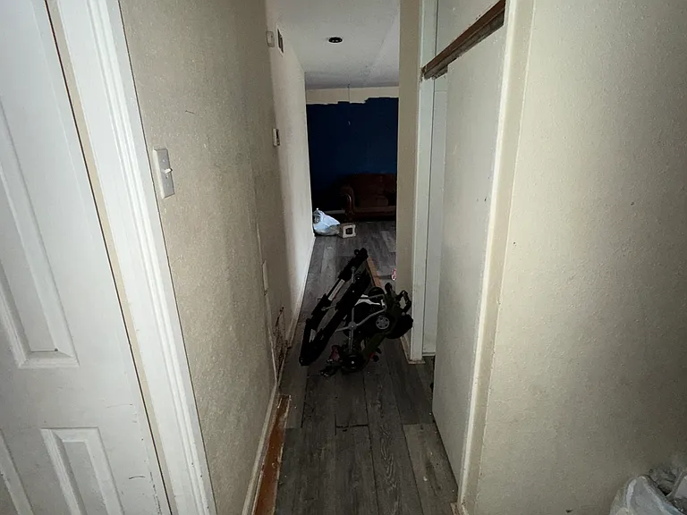 2 E Adams Dr — Photo 10