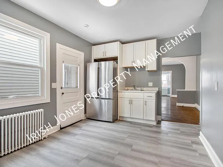 190 Whitney Pl #LOWER - UTILITIES IN — Photo 3