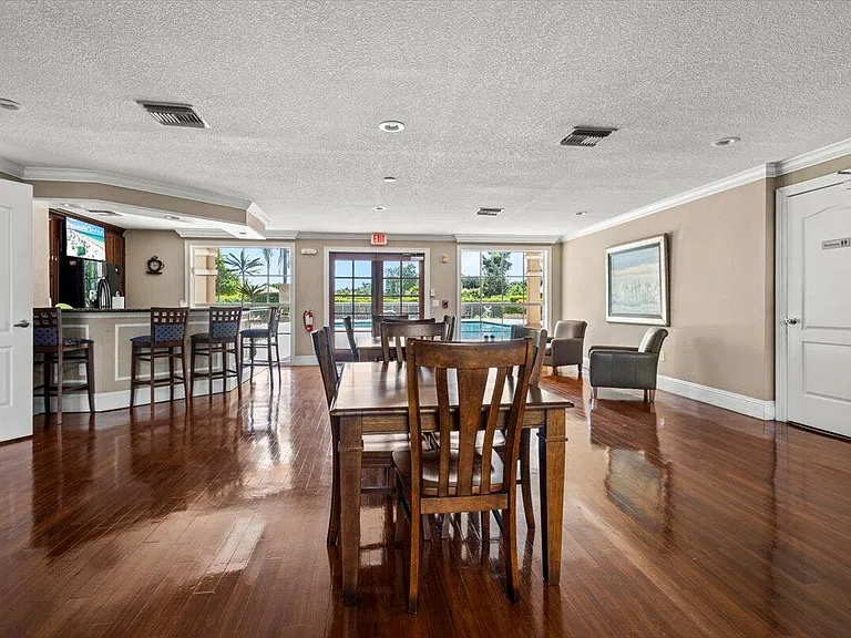 130 Peacock Blvd #16 — Photo 20