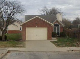 2203 Furlani Ct, Lexington, KY 40513