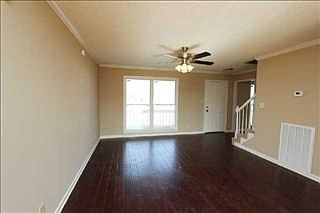 3rd image of 102 Cowboy Dr