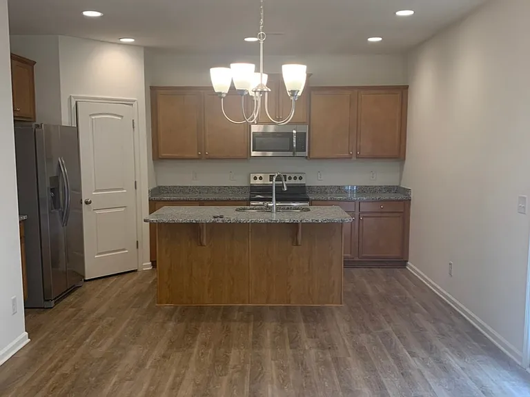 3512 Slippery Elm Dr — Photo 5