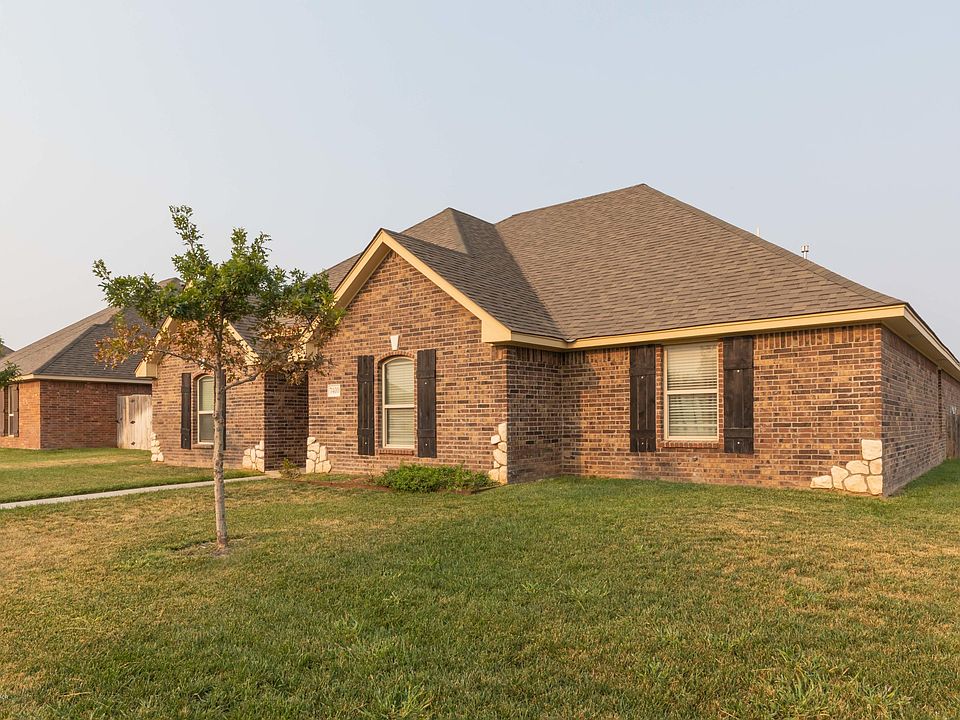1st image of 7400 Topeka Dr