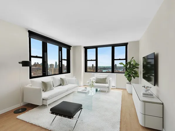 201 E 17th St APT 31J, Manhattan, NY 10003