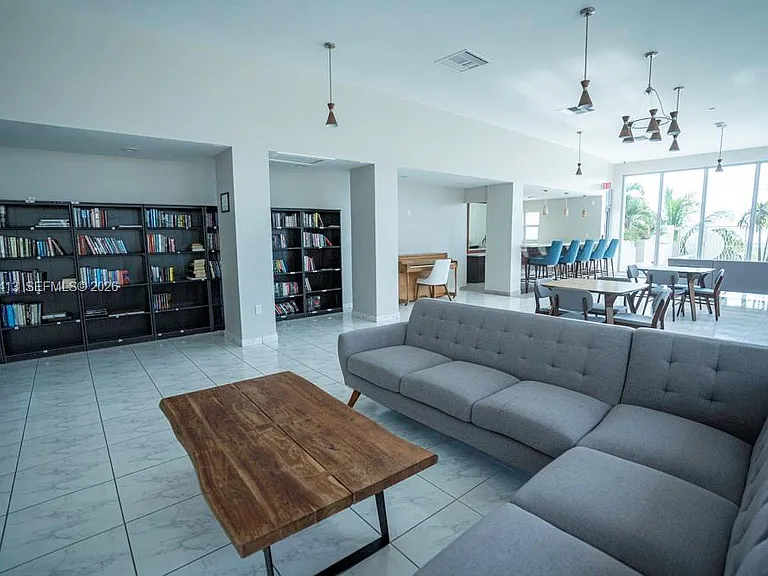 9225 Collins Ave #1111 — Photo 43