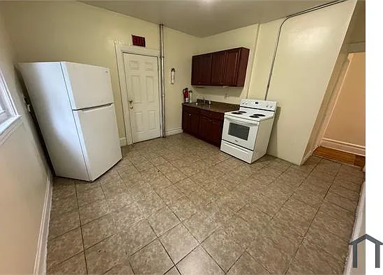 24 Clove Rd #24C — Photo 7