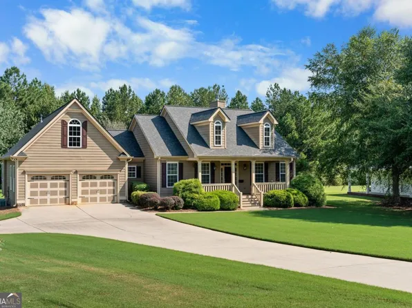 35 Apple Wood Ln, Taylorsville, GA 30178