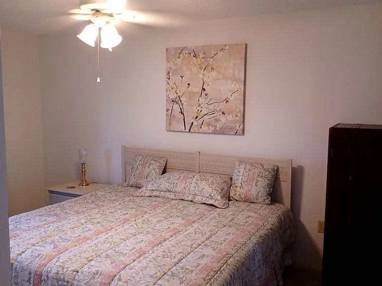 4725 Cove Cir #108 — Photo 6
