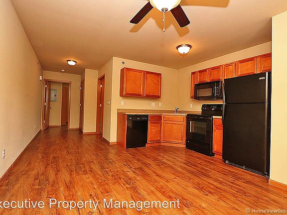 4th image of 547 Olive St APT 200