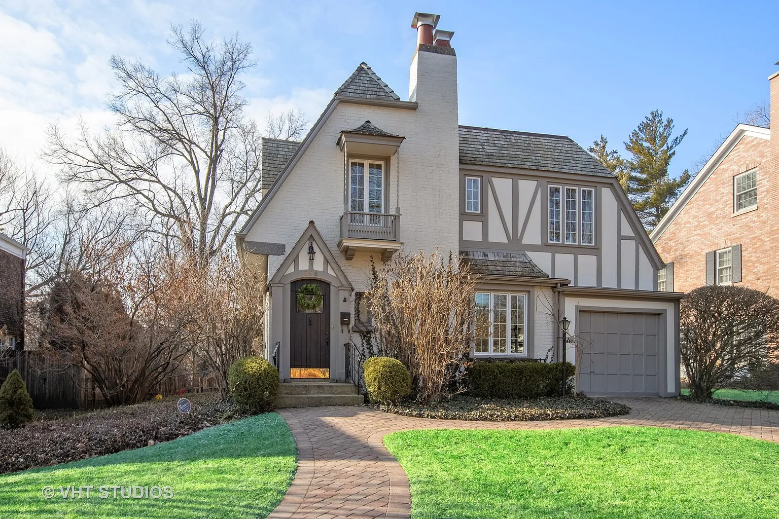 556 Greenwood Ave photo 1
